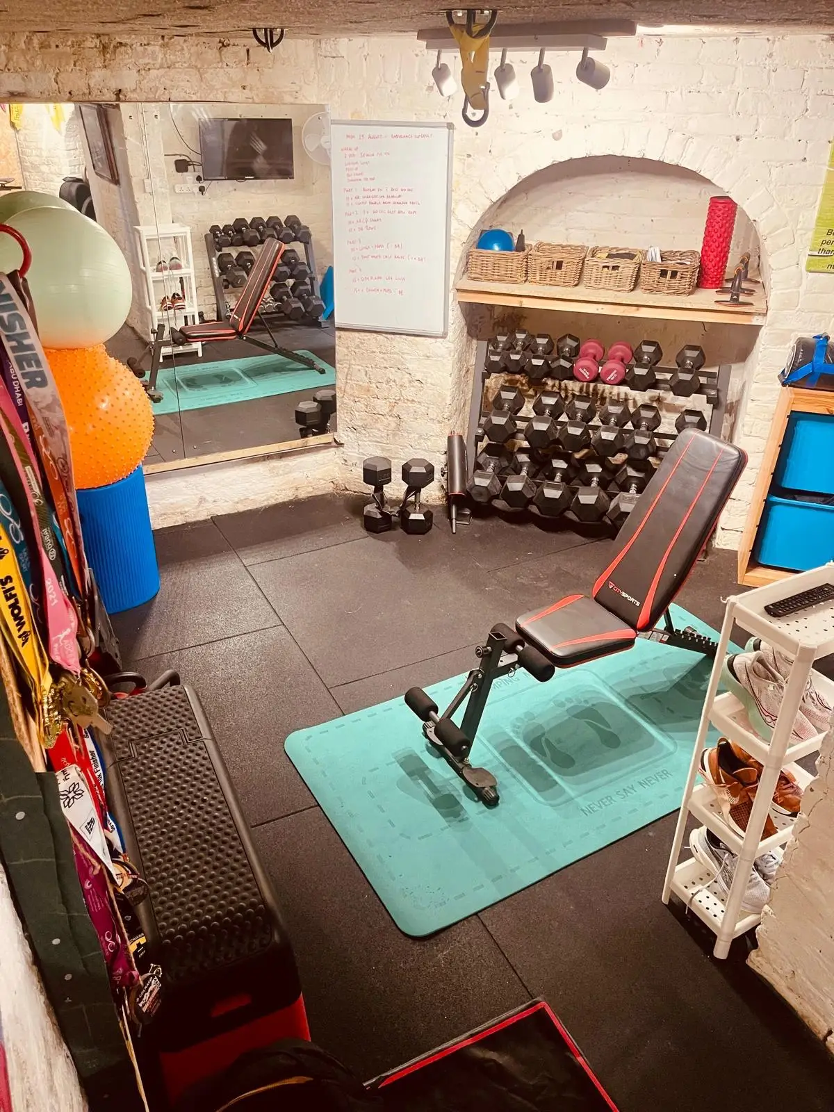 WhatsApp Image 2025-09-27 at 18.58.51 (2)